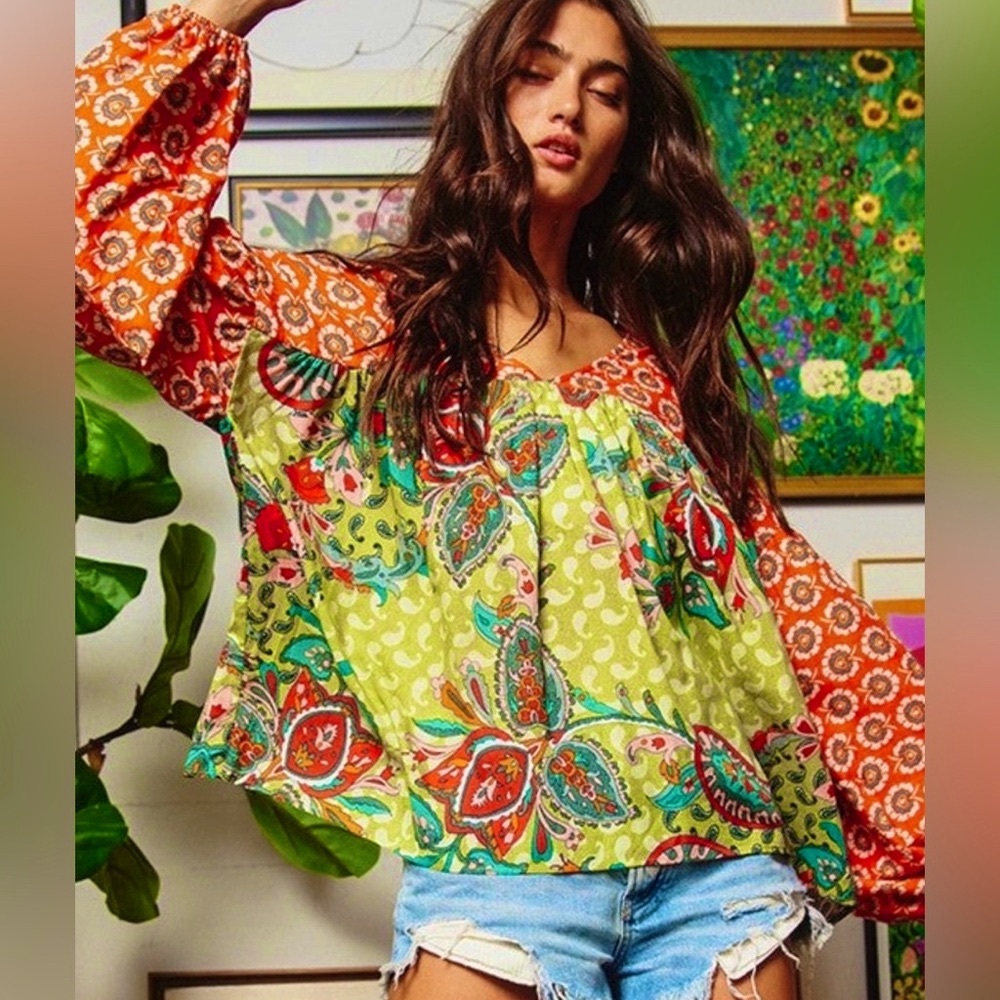 BUCKETLIST Bohemian Vibrant Beautiful Colors Balloon Sleeves Top - Picture 3 of 6